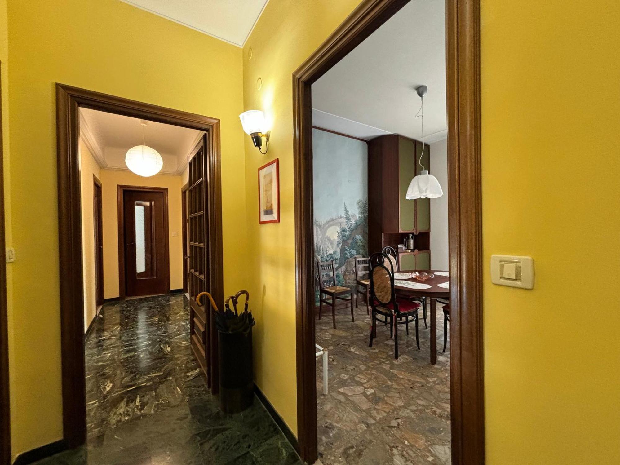 ヴェンティミーリアCasa Cele Centro Citta Vista Mareアパートメント エクステリア 写真