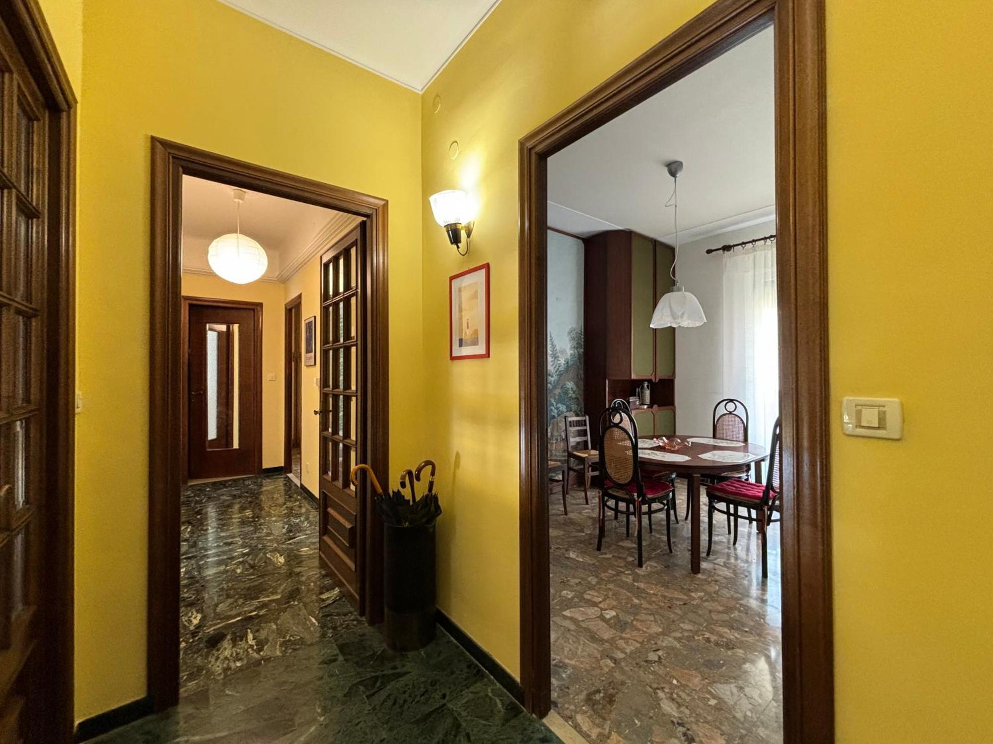 ヴェンティミーリアCasa Cele Centro Citta Vista Mareアパートメント エクステリア 写真