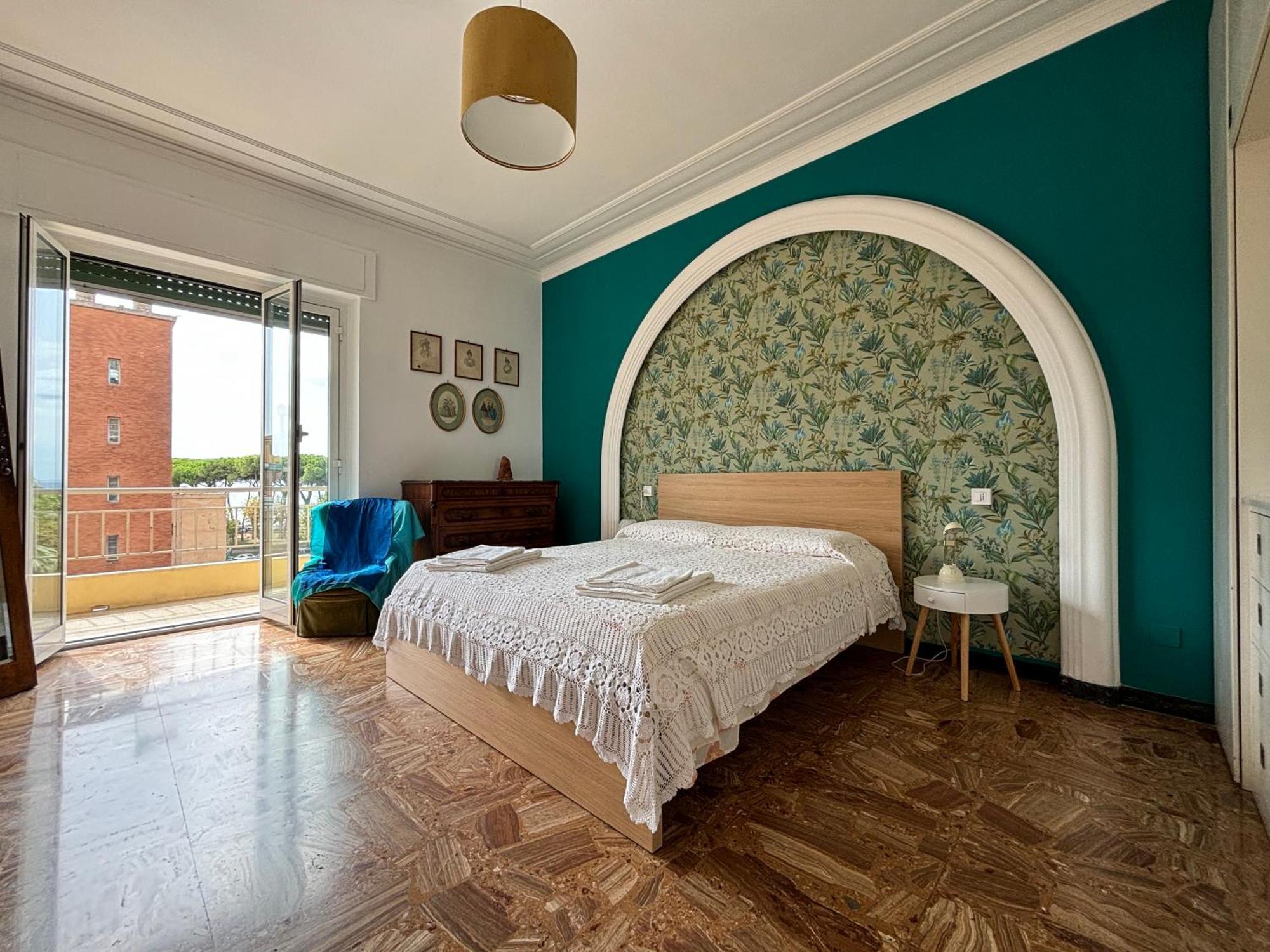 ヴェンティミーリアCasa Cele Centro Citta Vista Mareアパートメント エクステリア 写真